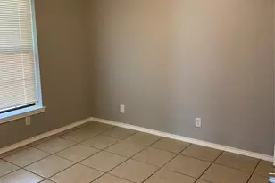 1730 Justin Lyn St, Arlington, TX 76012 - Photo 5