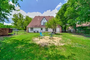 13833 Indian Wells Rd, Dallas, TX 75253 - Photo 37