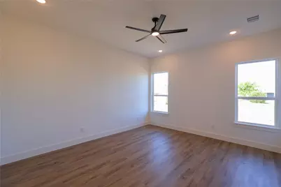 5654 Herkes Court, Fort Worth, TX 76126 - Photo 17