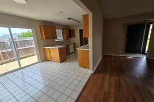 1507 Lindsey Ln W, Cleburne, TX 76033 - Photo 3