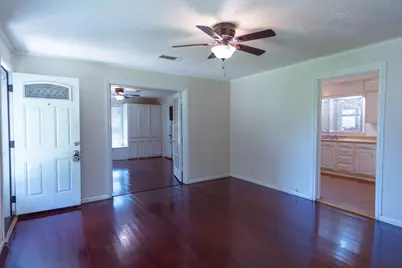 162 W Shreveport Street, Van Alstyne, TX 75495 - Photo 9