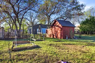 1004 Usher St, Benbrook, TX 76126 - Photo 21