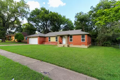 2420 E Kiest Boulevard, Dallas, TX 75216 - Photo 1