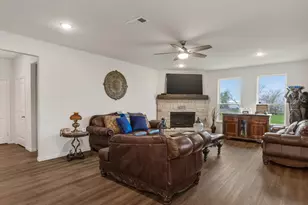 1009 Northern Oaks, Springtown, TX 76082 - Photo 9