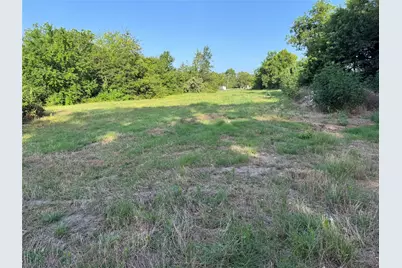 2109 Island, Bonham, TX 75418 - Photo 7