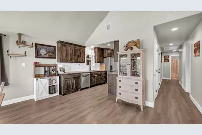 2806 San Gabriel Drive, Granbury, TX 76048 - Photo 9