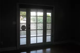 1010 E Lindsey St, Breckenridge, TX 76424 - Photo 9