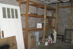 1010 E Lindsey St, Breckenridge, TX 76424 - Photo 33