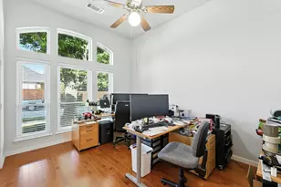 2006 Ledgestone Dr, Corinth, TX 76210 - Photo 9