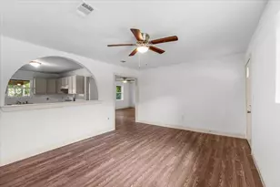 4504 Highland Lake Dr, Lake Worth, TX 76135 - Photo 11