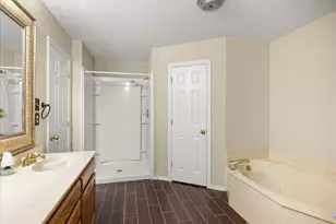 3905 Frisco Cir, Granbury, TX 76048 - Photo 17