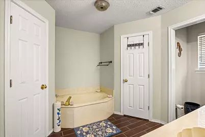 3905 Frisco Circle, Granbury, TX 76048 - Photo 17