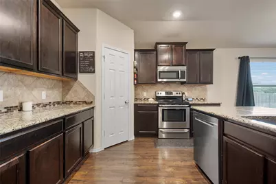 2700 Gilchrist Drive, Lorena, TX 76655 - Photo 9