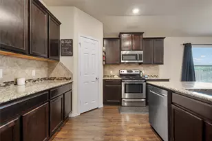 2700 Gilchrist Dr, Lorena, TX 76655 - Photo 9