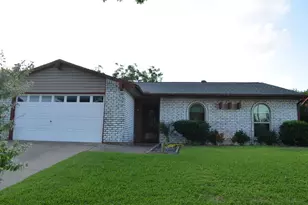 10207 Sweet Gum St, Dallas, TX 75249 - Photo 11