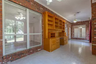 8925 Green Leaves Dr, Granbury, TX 76049 - Photo 19