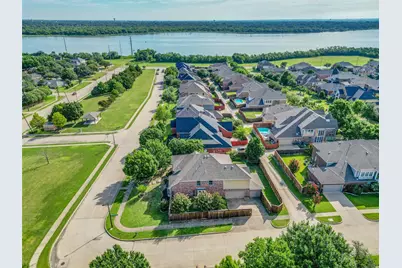 2446 Chesterfield Road, Garland, TX 75043 - Photo 37