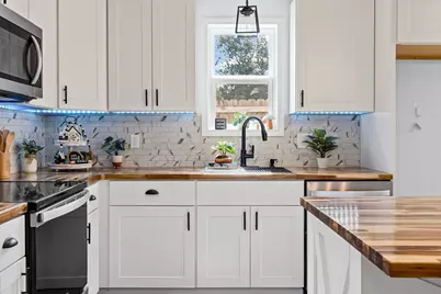 749 E Marshall Avenue, Cooper, TX 75432 - Photo 9