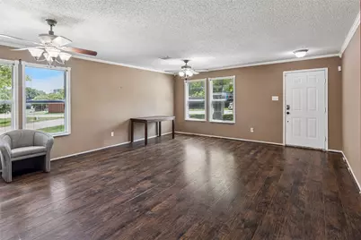 3801 Quail View Drive, McKinney, TX 75071 - Photo 3