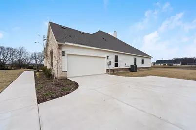 13 Louis Road, Sherman, TX 75090 - Photo 5