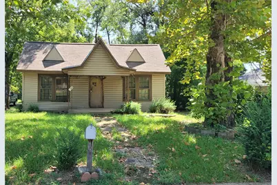 1107 N Ross Avenue, Tyler, TX 75702 - Photo 1