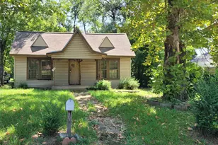 1107 N Ross Ave, Tyler, TX 75702 - Photo 1