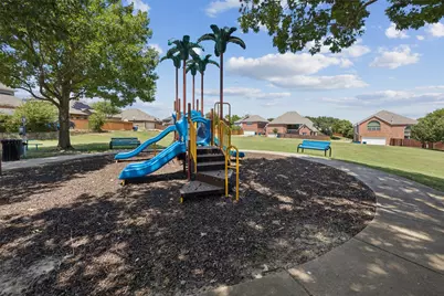 341 Crystal Lake Drive, DeSoto, TX 75115 - Photo 25