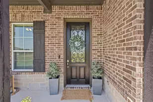 161 Hillock Ct, Decatur, TX 76234 - Photo 3