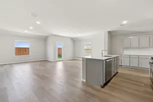 320 Lockhart St, Greenville, TX 75402 - Photo 11