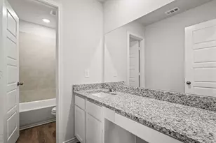 917 Rocket Plane Dr, Fort Worth, TX 76131 - Photo 9