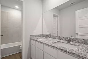 932 Propeller Pkwy, Fort Worth, TX 76131 - Photo 13