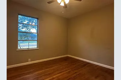 400 E Liberty Street, Pilot Point, TX 76258 - Photo 5