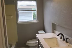 706 Abney St, Whitesboro, TX 76273 - Photo 23