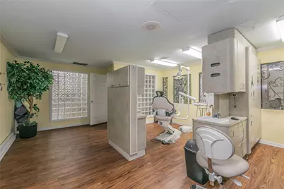 2823 Kendale Drive, Dallas, TX 75220 - Photo 27