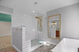 913 Kensington Ct, Bedford, TX 76021 - Photo 19