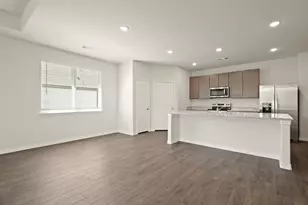 10609 Stag Ln, Fort Worth, TX 76036 - Photo 5