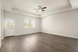 10609 Stag Ln, Fort Worth, TX 76036 - Photo 7