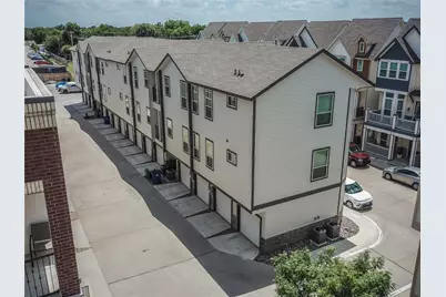 206 S Village Way, Lewisville, TX 75067 - Photo 3