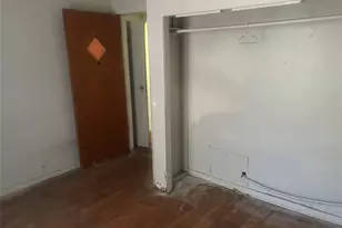 412/410 Small St, Bowie, TX 76230 - Photo 11