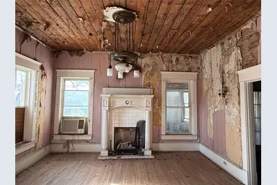 207A NW 4th Avenue, Mineral Wells, TX 76067 - Photo 9