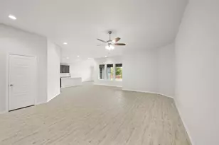 2637 Streamside, Burleson, TX 76028 - Photo 5