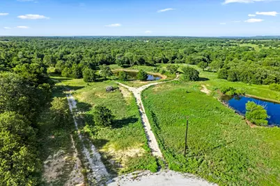 418 Pondview Lane, Nocona, TX 76255 - Photo 5