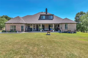 145 Ranch Creek Dr, Azle, TX 76020 - Photo 33