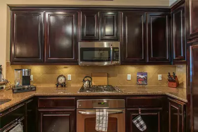 4237 Riverview Drive, Carrollton, TX 75010 - Photo 7
