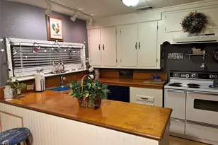 1033 N Johnson St, Mineola, TX 75773 - Photo 5