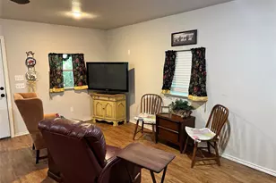 1033 N Johnson St, Mineola, TX 75773 - Photo 17