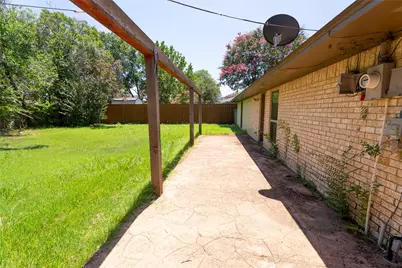 517 S Kirby Street, Pilot Point, TX 76258 - Photo 23