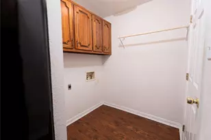 517 S Kirby St, Pilot Point, TX 76258 - Photo 11