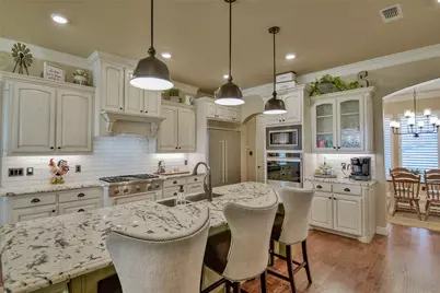 6112 Browning Court, Granbury, TX 76049 - Photo 11