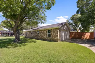 3900 Sundown Dr, Benbrook, TX 76116 - Photo 39